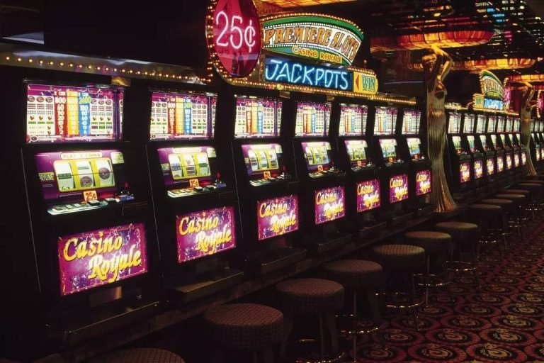 Live table games overview for Bangladesh mobile users on bet 111 apk